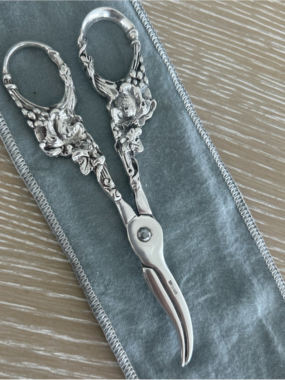 Vintage Ornate Sterling Silver Grape Shears Scissor Grape Vine Motif 3.7 oz